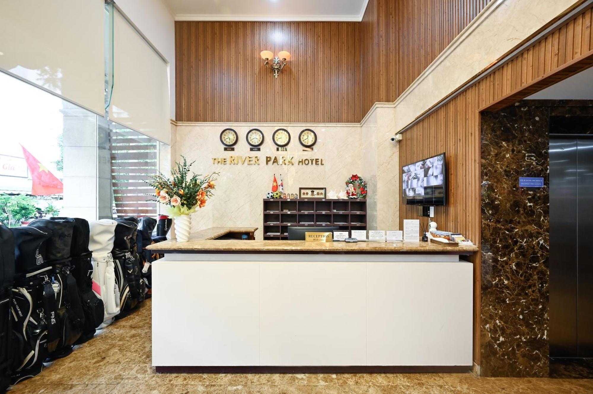 The River Park Hotel Hô Chi Minh-Ville Extérieur photo